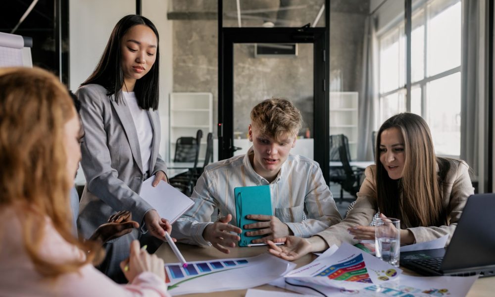 Conduite du changement creant l adhesion des equipes en entreprise