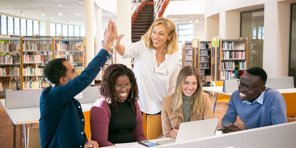 Événement d'engagement RSE efficace créant une mobilisation progressive