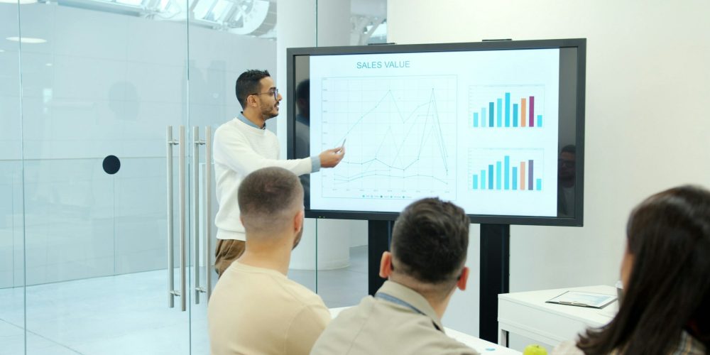 Mecaniques ludiques et debriefing d une simulation d entreprise efficace